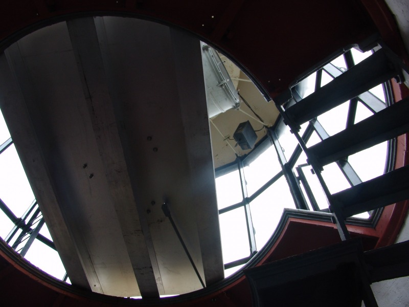 The Fresnel lens was replaced by an electric beacon by the US Coast Guard