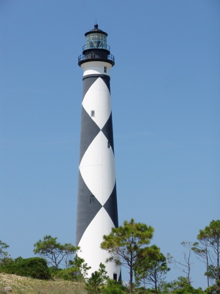 ...even though the elongated base of the tower makes it look like diamonds.