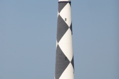 The first order Fresnel lens was replaced by two 1000-watt aerobeacons.