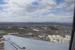 Big sweeping turn now for final approach to LaGuardia...