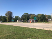 The Illinois and Hutsonville signs on this side of the river (note the 600 for population which is different from the sign half a mile south!).